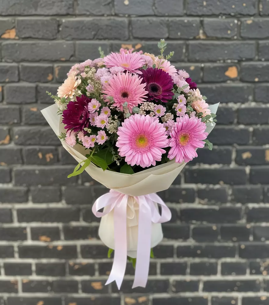 Букет цветов из: Герберы и Хризантемы в Усть-Бузулукской