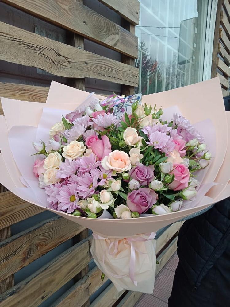 Букет цветов из: Розы и Хризантемы в Усть-Бузулукской