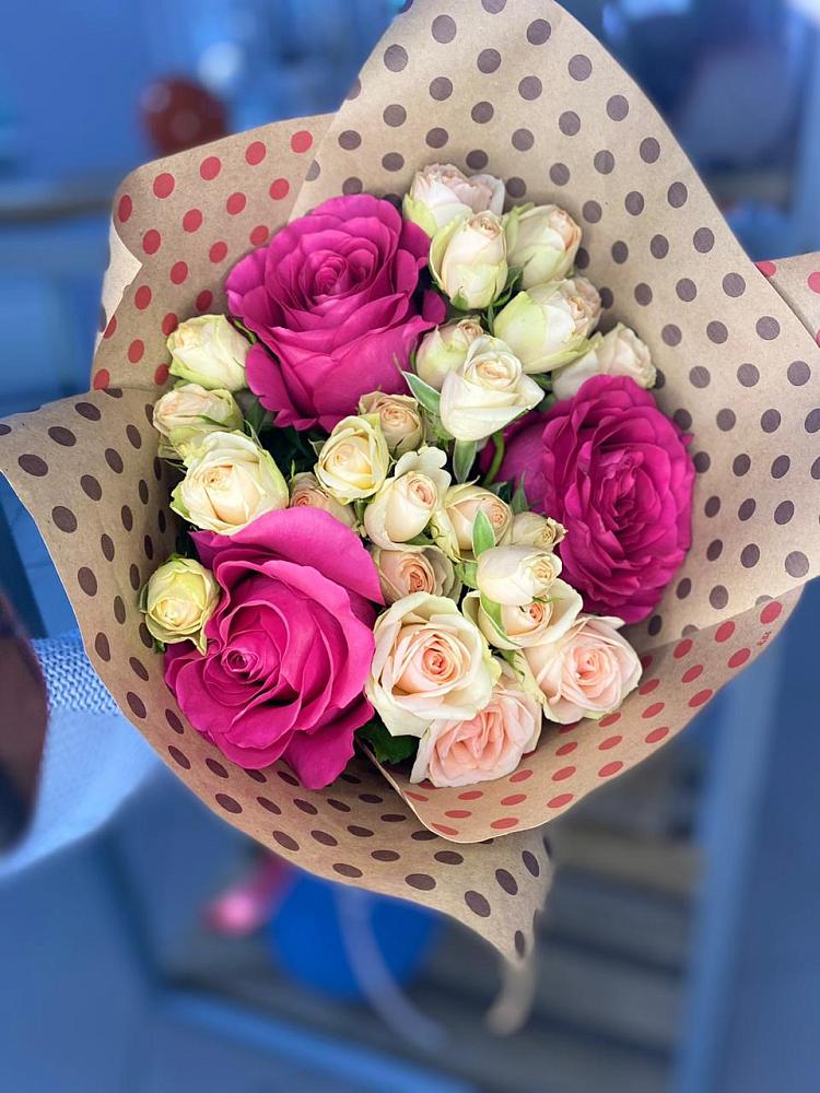 Букет цветов из: Розы в Усть-Бузулукской