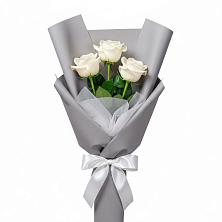 Букет 3 белые розы в Усть-Бузулукской