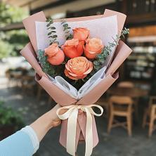 Букет цветов из:  Розы в Усть-Бузулукской