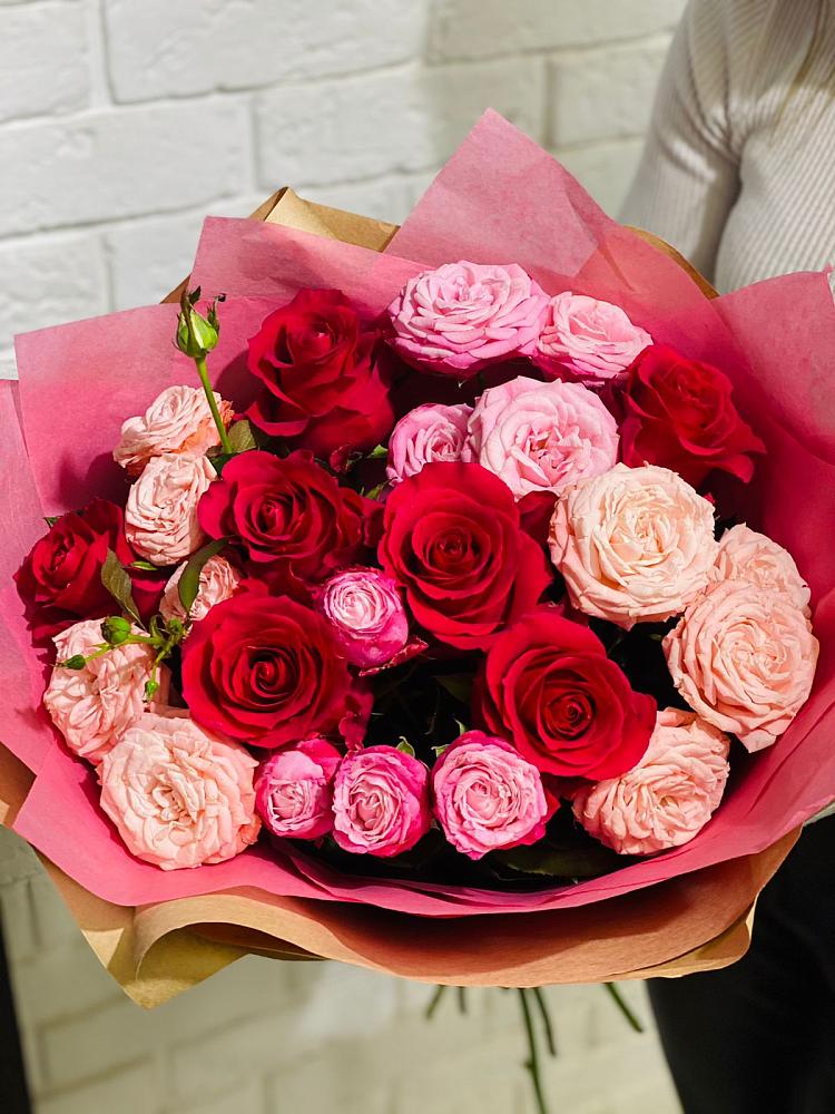 Букет цветов из: Розы в Усть-Бузулукской