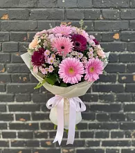 Букет цветов из:  Герберы и Хризантемы в Усть-Бузулукской