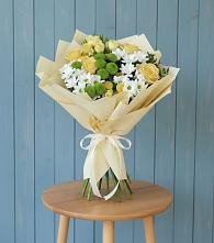 Букет цветов из:  Хризантемы и Розы в Усть-Бузулукской